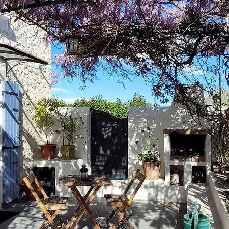 Location Appartement Dans Mas Provencal Monteux Exterior foto