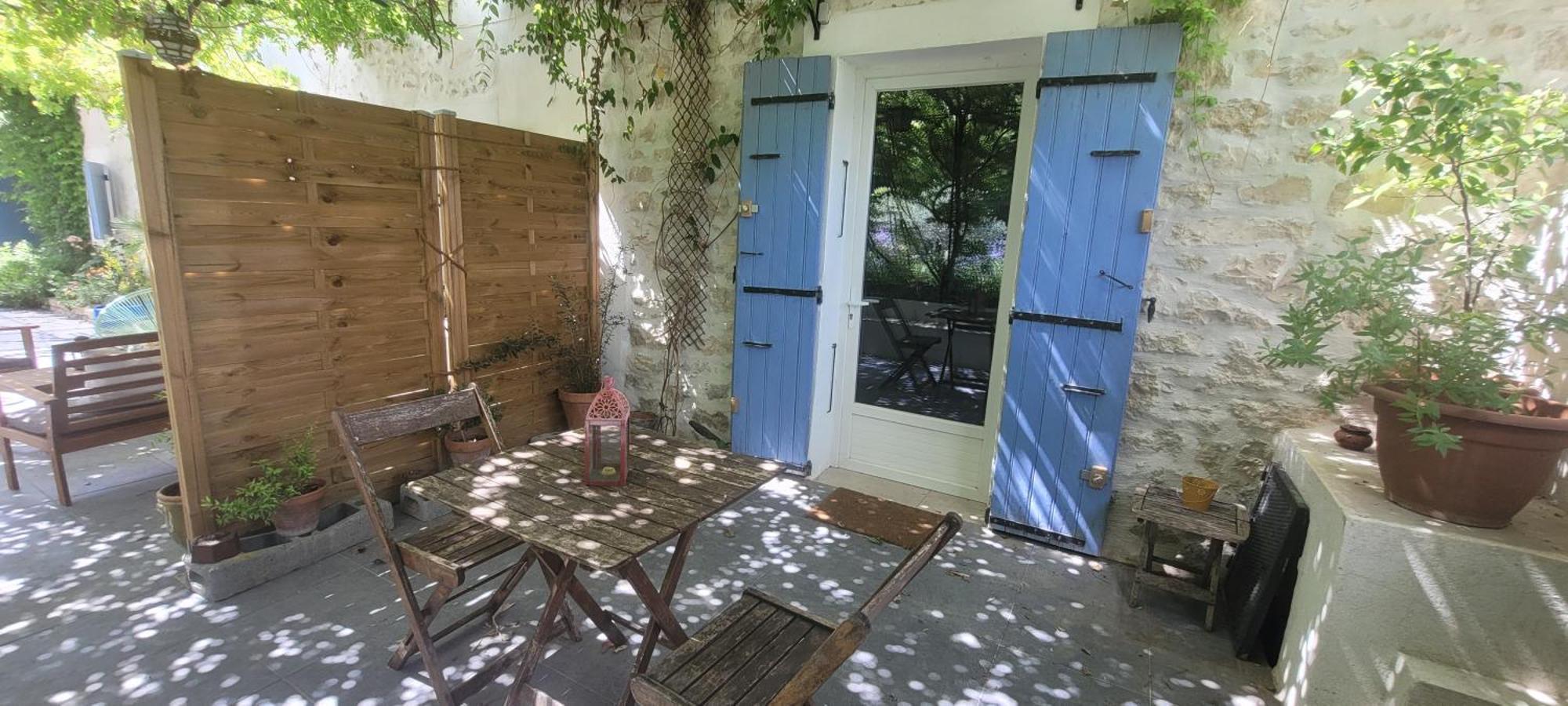 Location Appartement Dans Mas Provencal Monteux Exterior foto