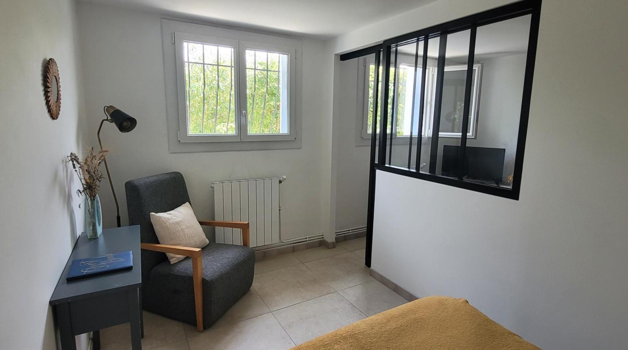 Location Appartement Dans Mas Provencal Monteux Exterior foto